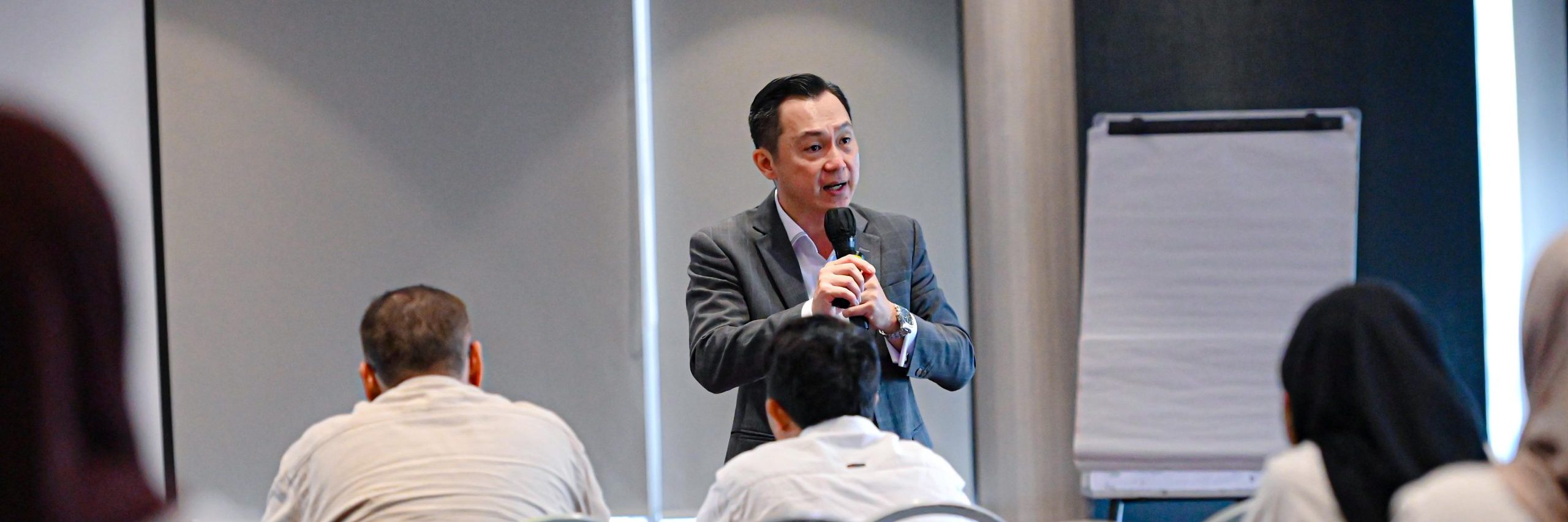 Public Speaking IHT Kemenpora-min